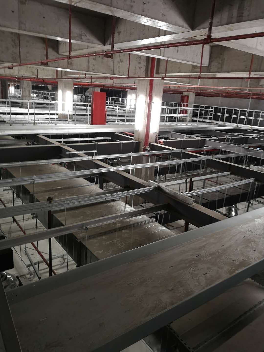 無錫科能中央空調施工現場.jpg